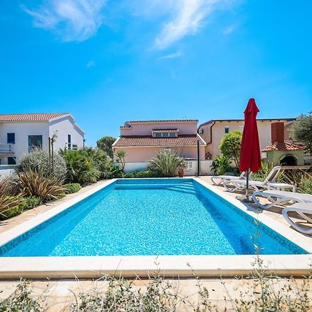 ויר Villa Goga מראה חיצוני תמונה